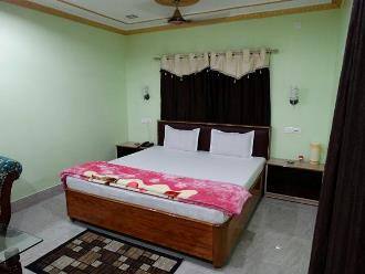 Hotel DL, Tezpur 3